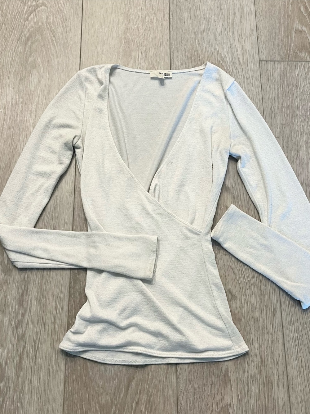 Wilfred Free longsleeve wrap top